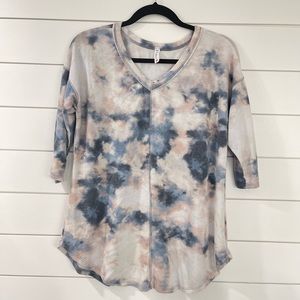 Women’s Size Small Top